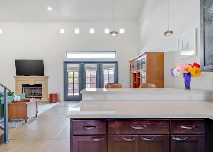 Сasa de vacaciones Pet Friendly-walk To 4th Ave & Downtown Tucson