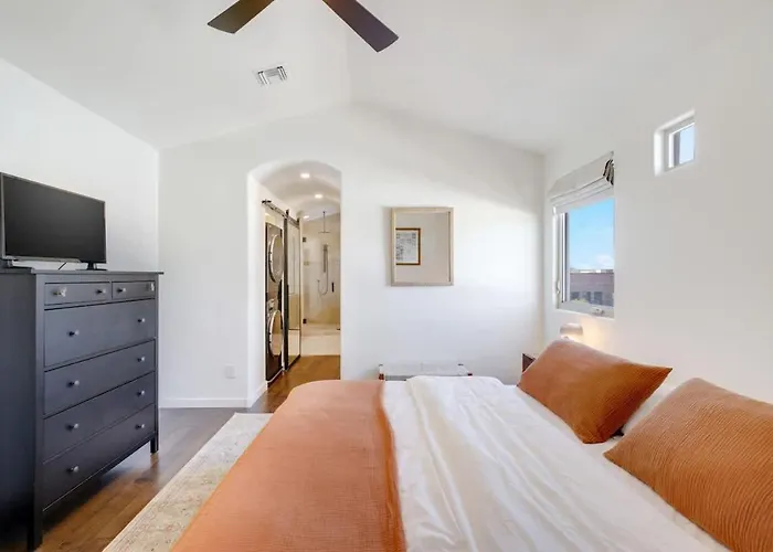 Pet Friendly-walk To 4th Ave & Downtown Tucson