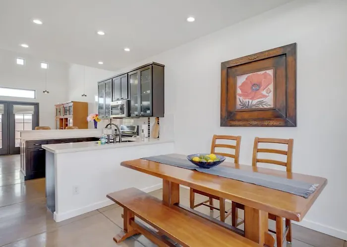 Pet Friendly-walk To 4th Ave & Downtown Tucson